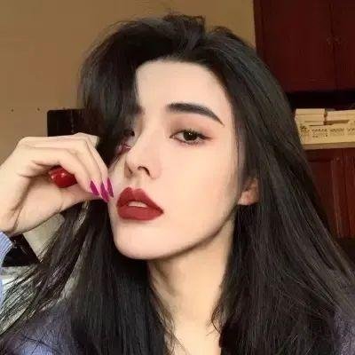 梦中的她